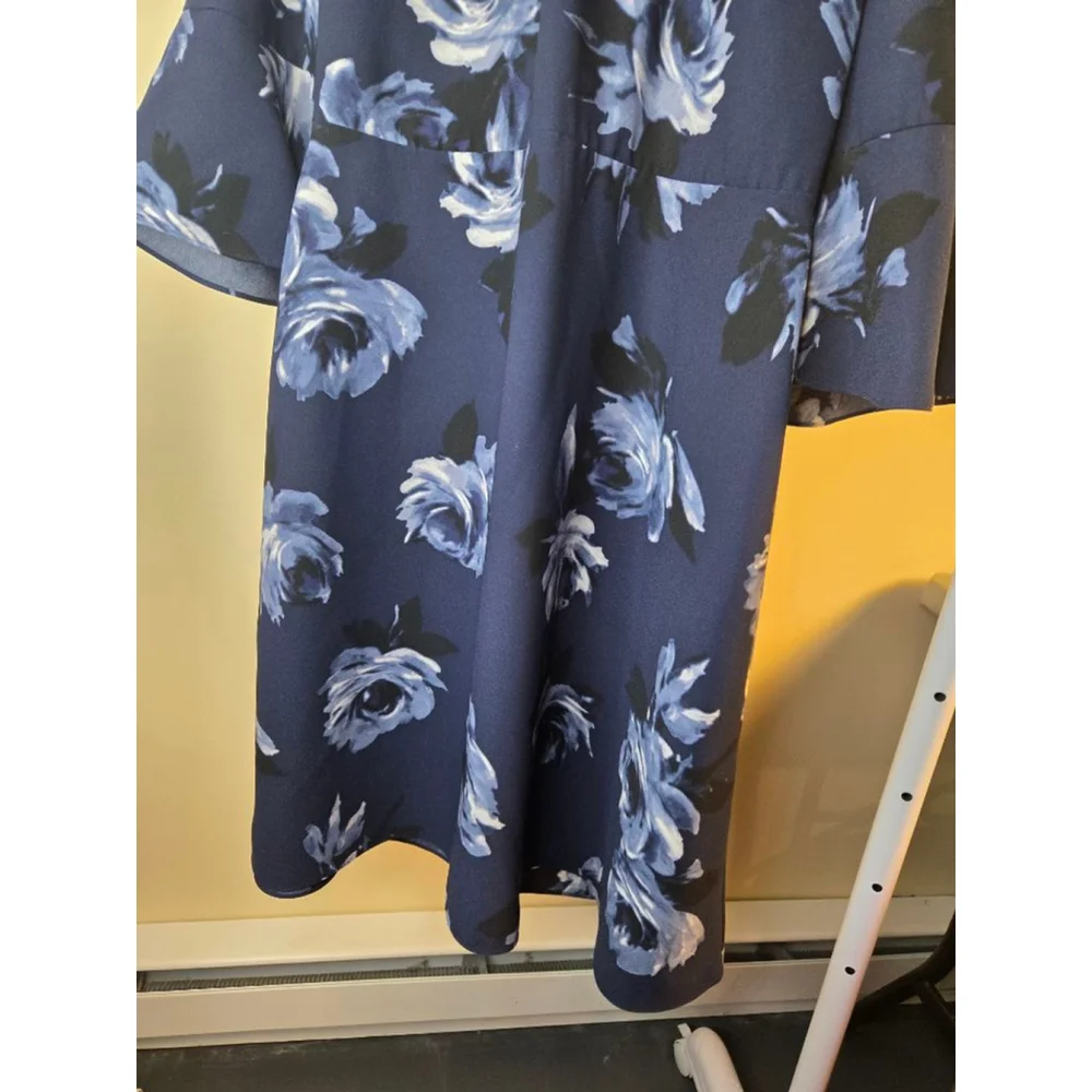 Women's Kate Spade Navy Blue Floral Long Sleeve Dress Size 6